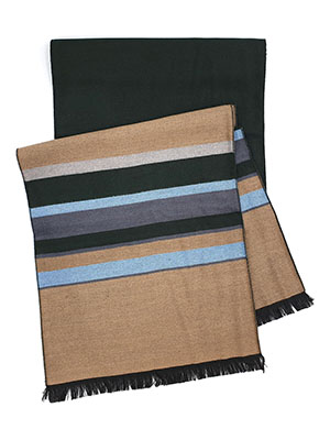 Scarf in black with a colorful stripe - 10350 - € 19.70