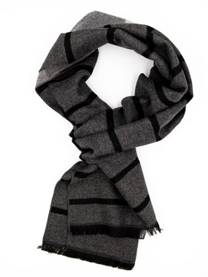 classic scarf in gray and black  - 10351 - € 15.70