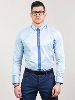Shirt  light blue with blue plastron and - 21212 - € 10.70