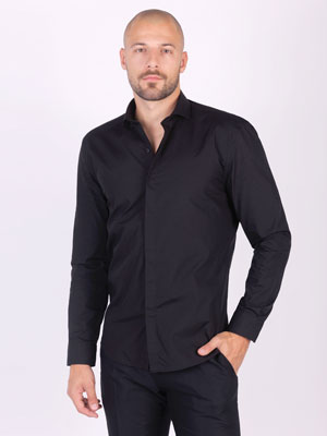 item:риза от памук сатен в черно - 21281 - 58.00 лв.