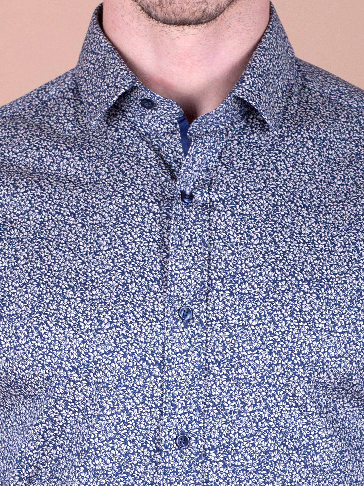  blue shirt with tiny white flowers  - 21391 € 27.00 img3