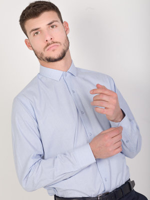 item: cămașă albastră cu dungi discrete  - 21428 - € 27.00