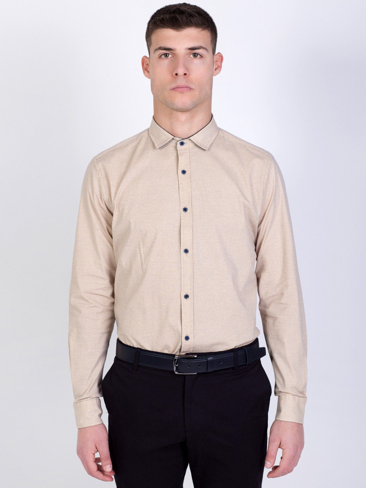  ecru shirt with small figures  - 21456 € 37.10 img2