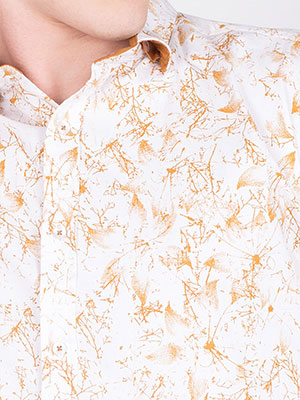  white shirt with yellowgreen flowers  - 21468 € 27.00 img3