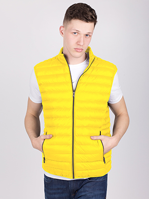  sleeveless jacket in bright yellow  - 28088 - € 27.60