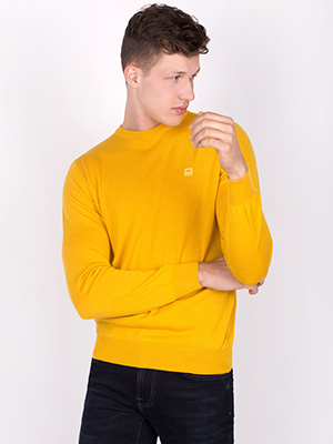 Пуловер с вълна мерино в светло жълто - 33081 - 78.00 лв.