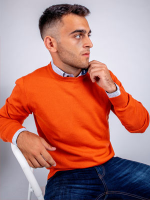 Пуловер в оранжево с вълна мерино - 33082 - 78.00 лв.