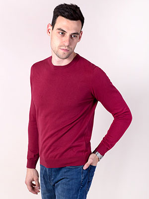 Памучен пуловер обло бие - 35267 - 48.00 лв.