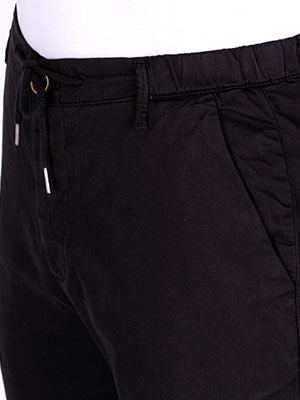 pants in black with laces - 60284 € 61.30 img2