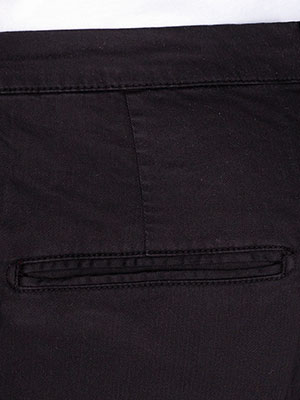 pants in black with laces - 60284 € 61.30 img4