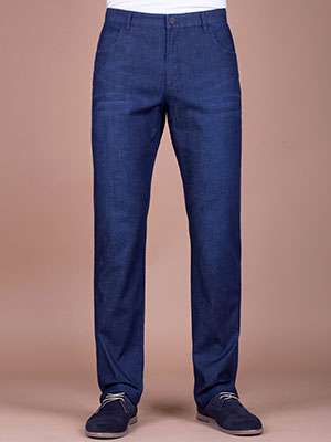  medium blue men's jeans  - 62105 - € 27.60