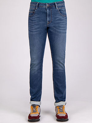  fitted jeans made of soft cotton denim  - 62146 - € 52.90