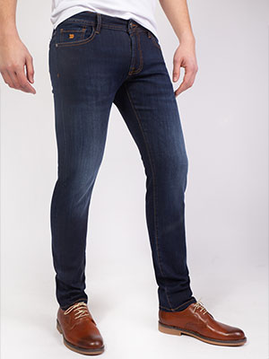  dark denim jeans with colored seams  - 62148 - € 44.40