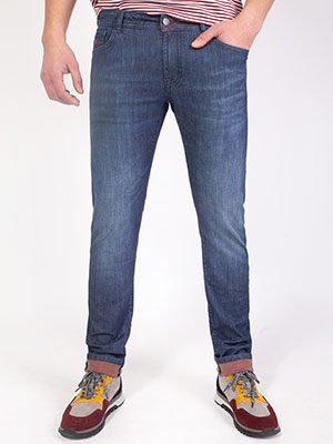  jeans in indigo blue with red stitching - 62151 - € 61.30