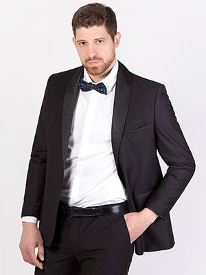  black elegant jacket with satin collar  - 64109 € 111.90 img2