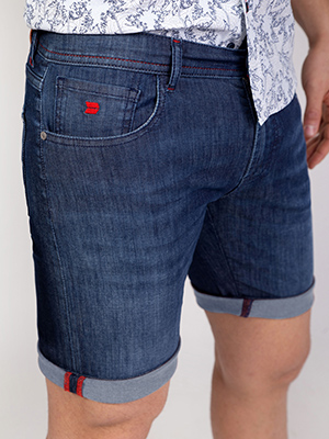 denim shorts with laundry effect  - 67068 - € 52.90