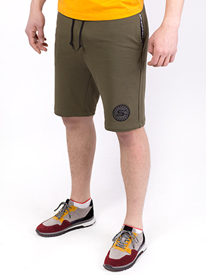  shorts in khaki  - 67077 - € 23.60