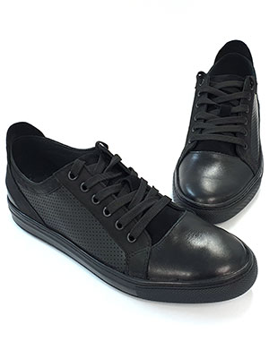  leather sneakers with ties  - 81080 - € 72.00