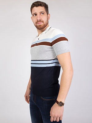 Striped knitted tshirt with collar - 94402 - € 46.10
